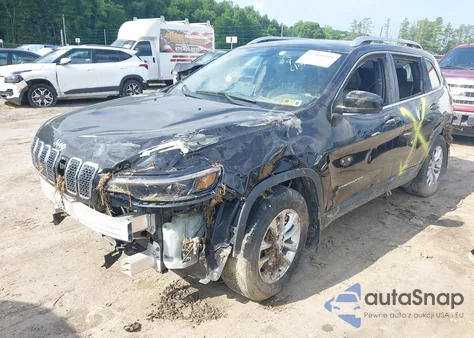2019 Jeep Cherokee Latitude 4X4 from USA, damaged, VIN 1C4PJMCX1KD365228
